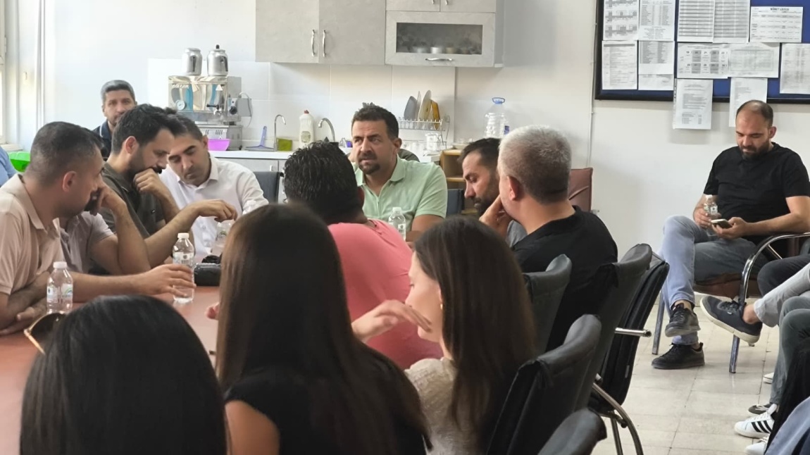 SENE BAŞI ÖĞRETMENLER KURUL  TOPLANTISI